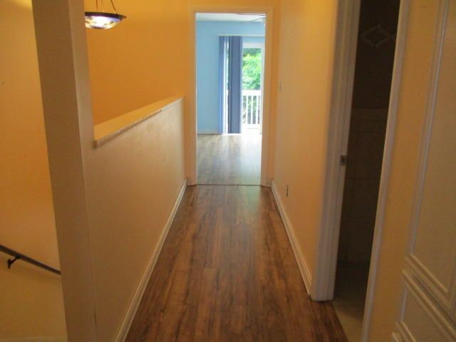 Interior, Pendant Lights, Wood Texture Flooring