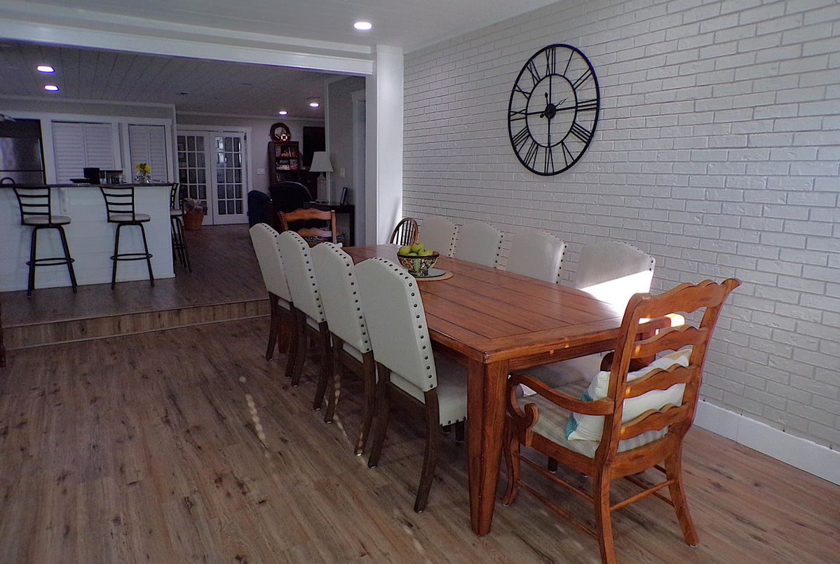 Dining room, Interior, Recessed Lighting, Stone Walls, Wood Texture Flooring