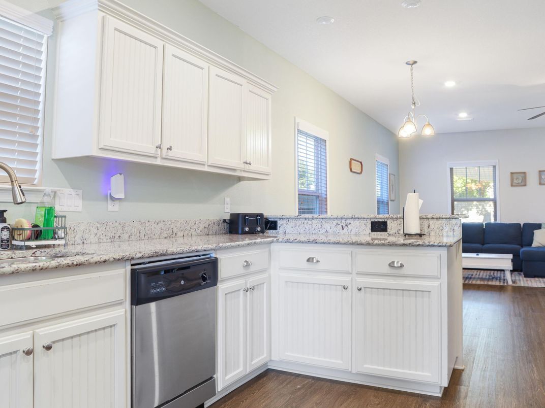 Interior, Kitchen, Living room, Pendant Lights, Recessed Lighting, Wood Texture Flooring