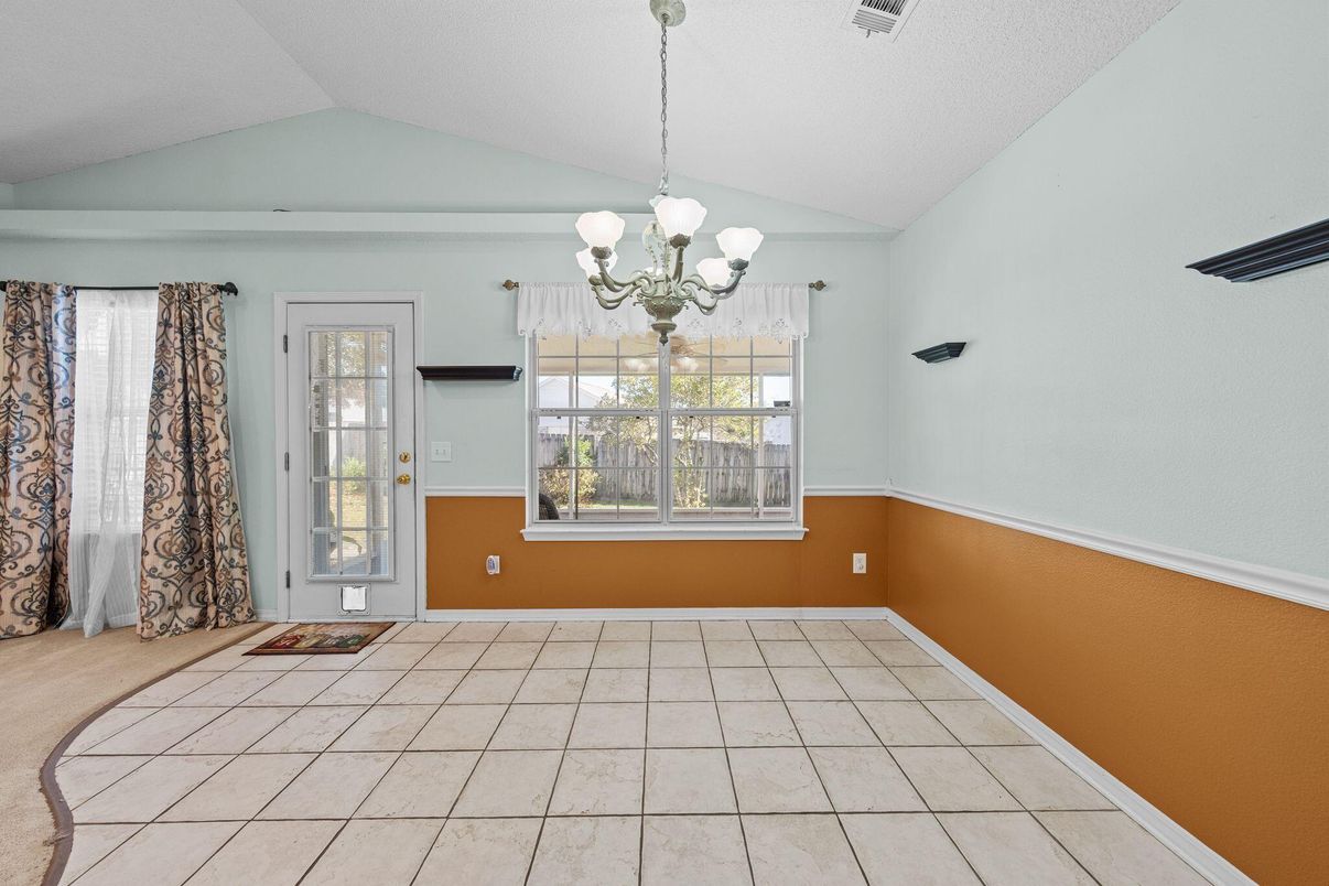 Chandelier, Empty room, Interior