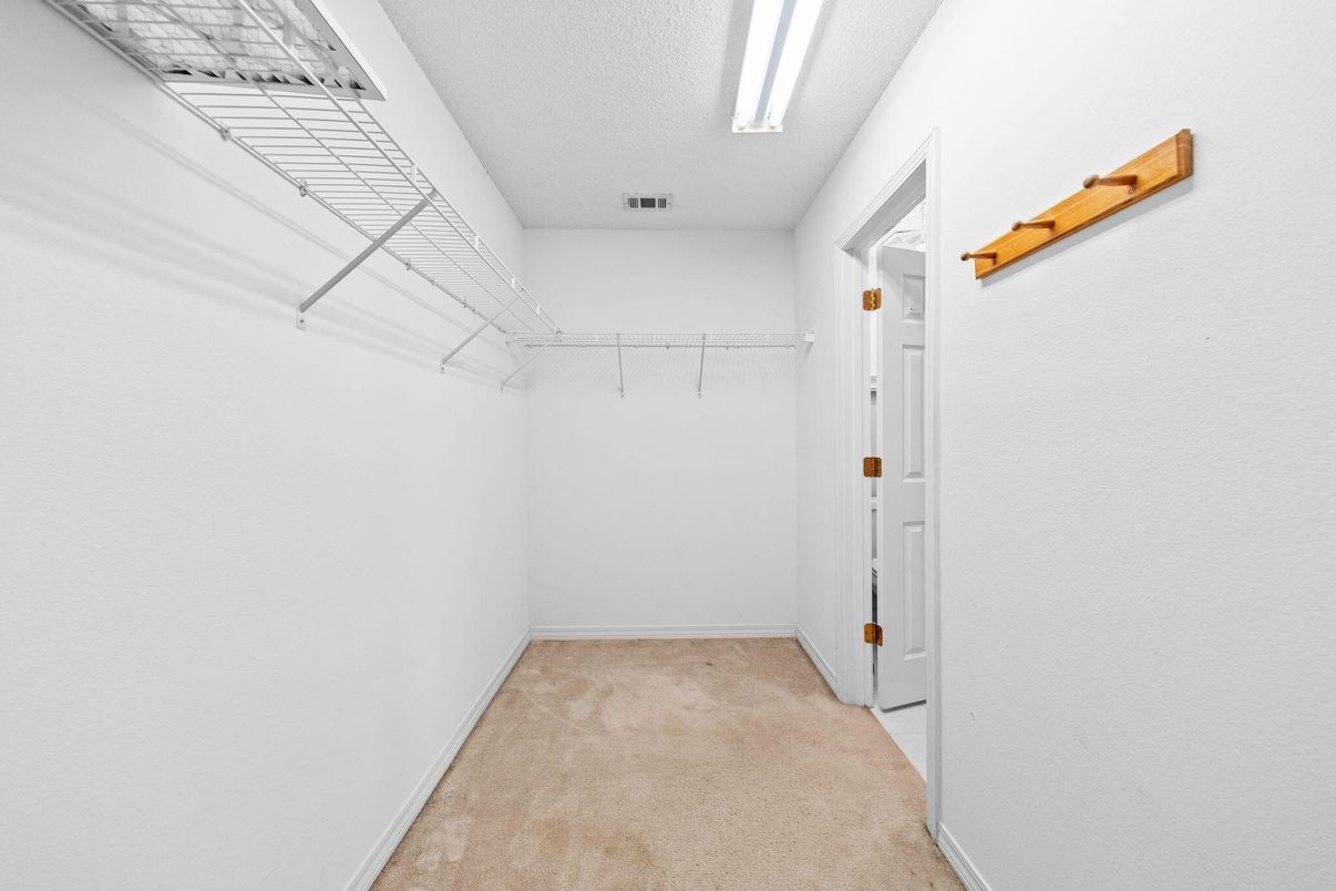 Interior, Walk-in Closets