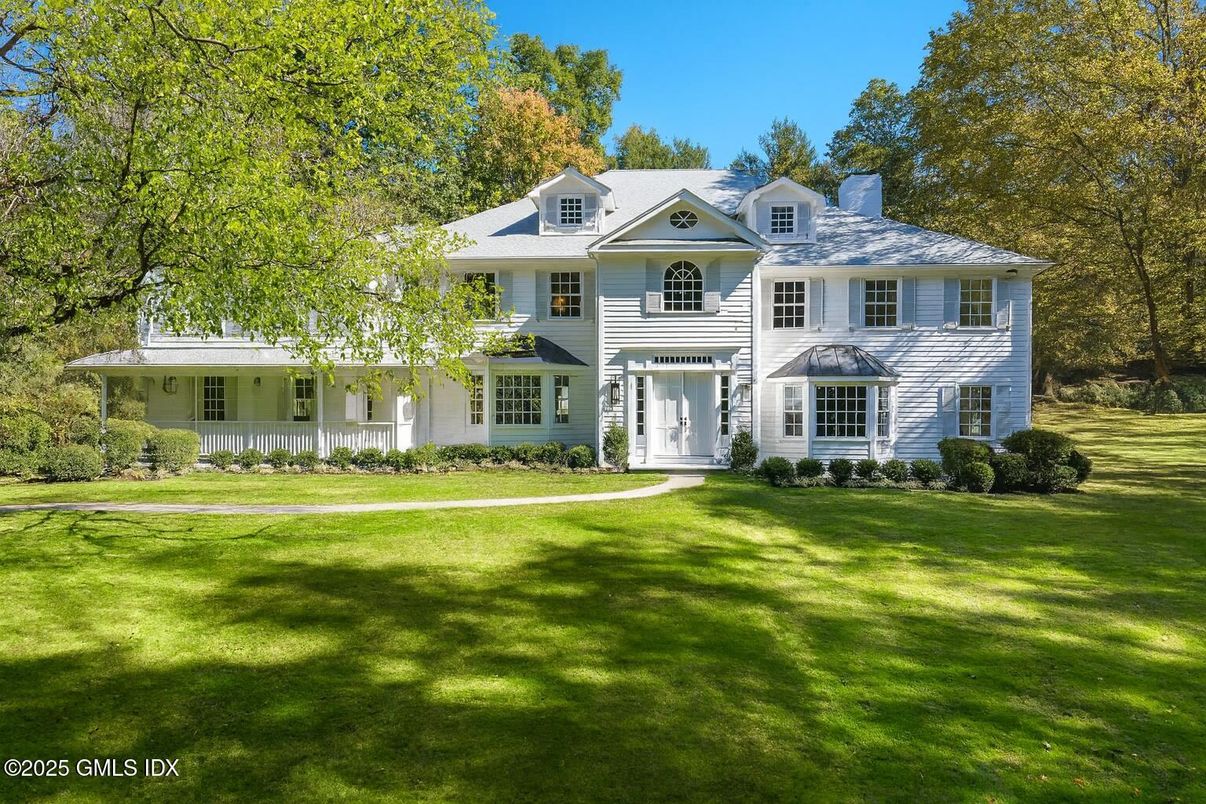 Backyard, Exterior, Facade, Georgian