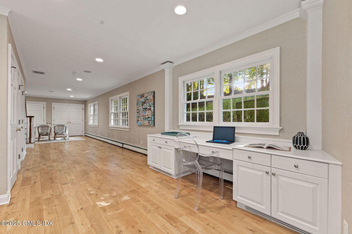 Home Office, Interior, Recessed Lighting, Wood Texture Flooring
