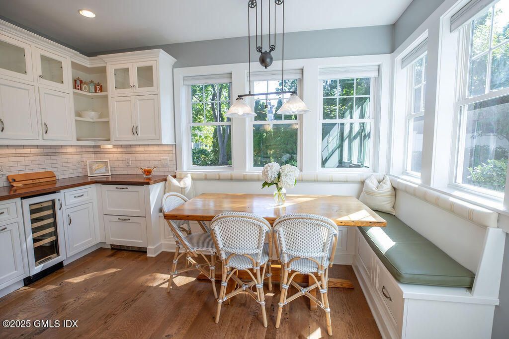 Dining room, Interior, Pendant Lights, Recessed Lighting, Wood Texture Flooring