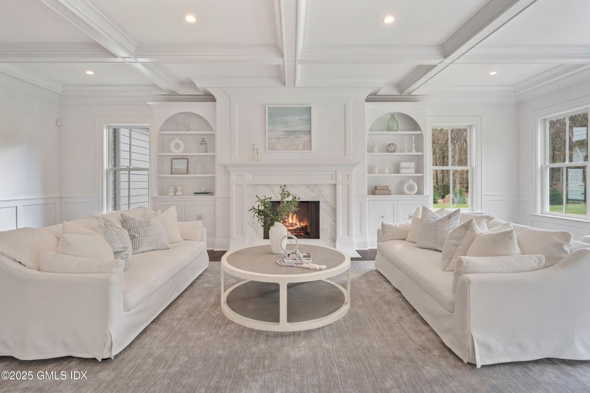 Fireplace, Interior, Living room, Recessed Lighting