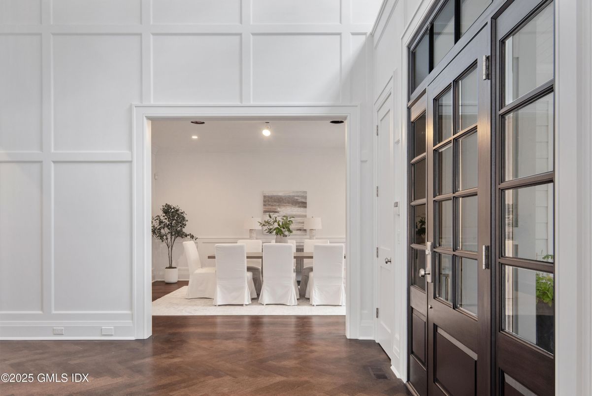 Dining room, Interior, Recessed Lighting, Wood Texture Flooring
