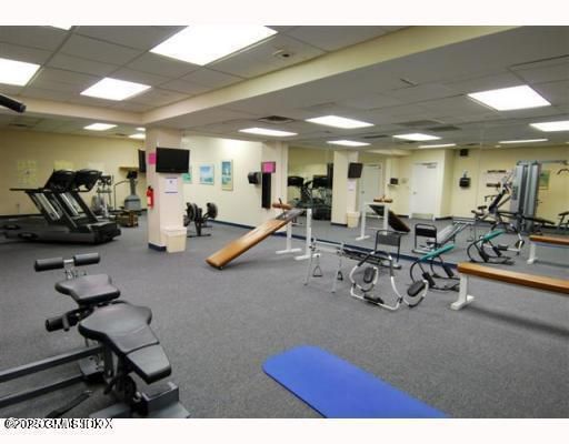 Fitness Equipment, Gym, Interior, Recessed Lighting