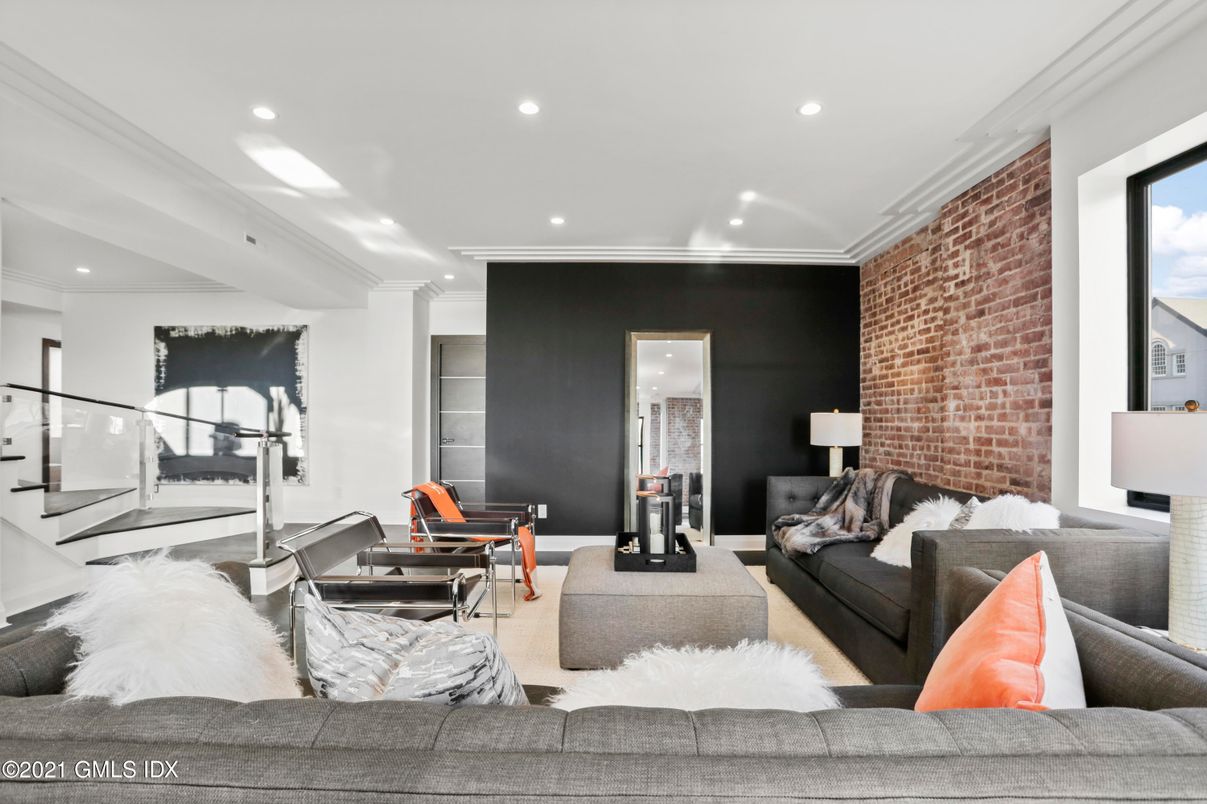 Interior, Living room, Recessed Lighting, Stone Walls