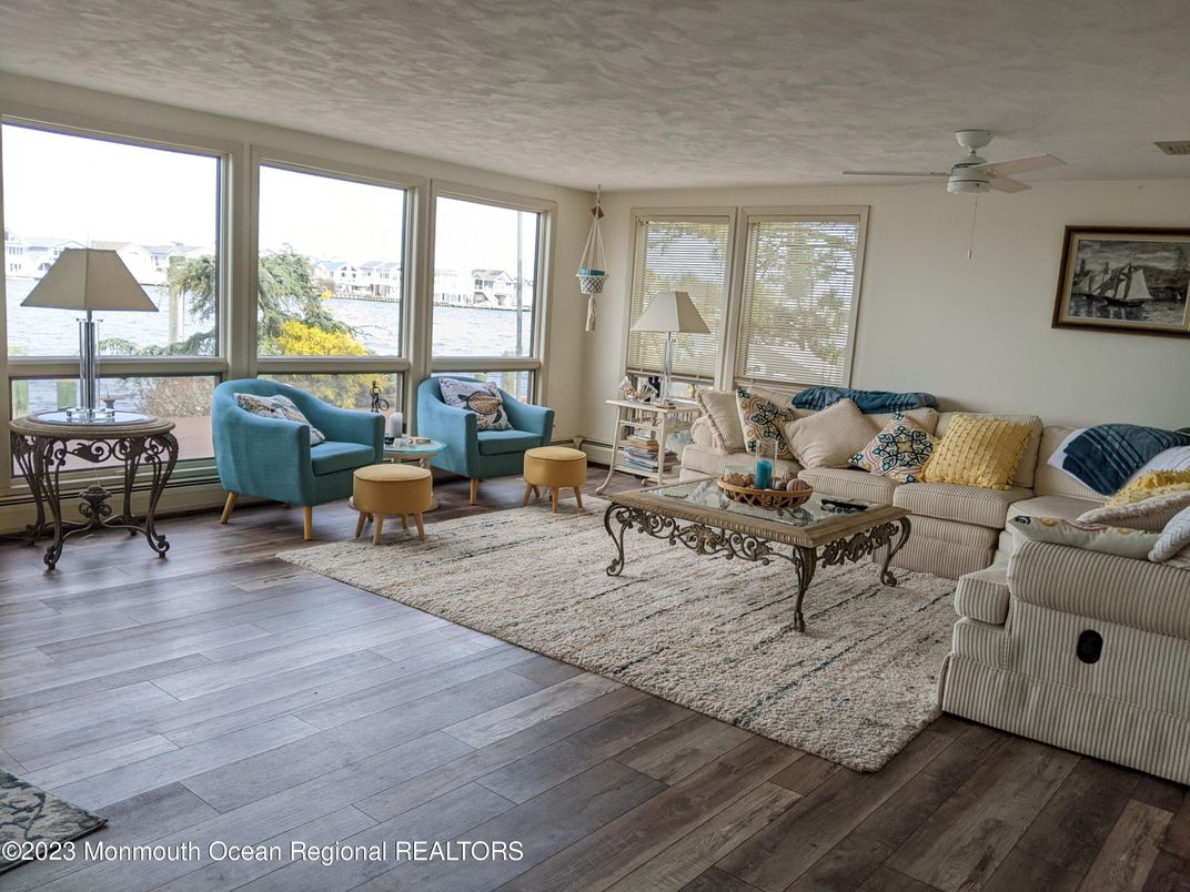 Dining room, Interior, Living room, Wood Texture Flooring