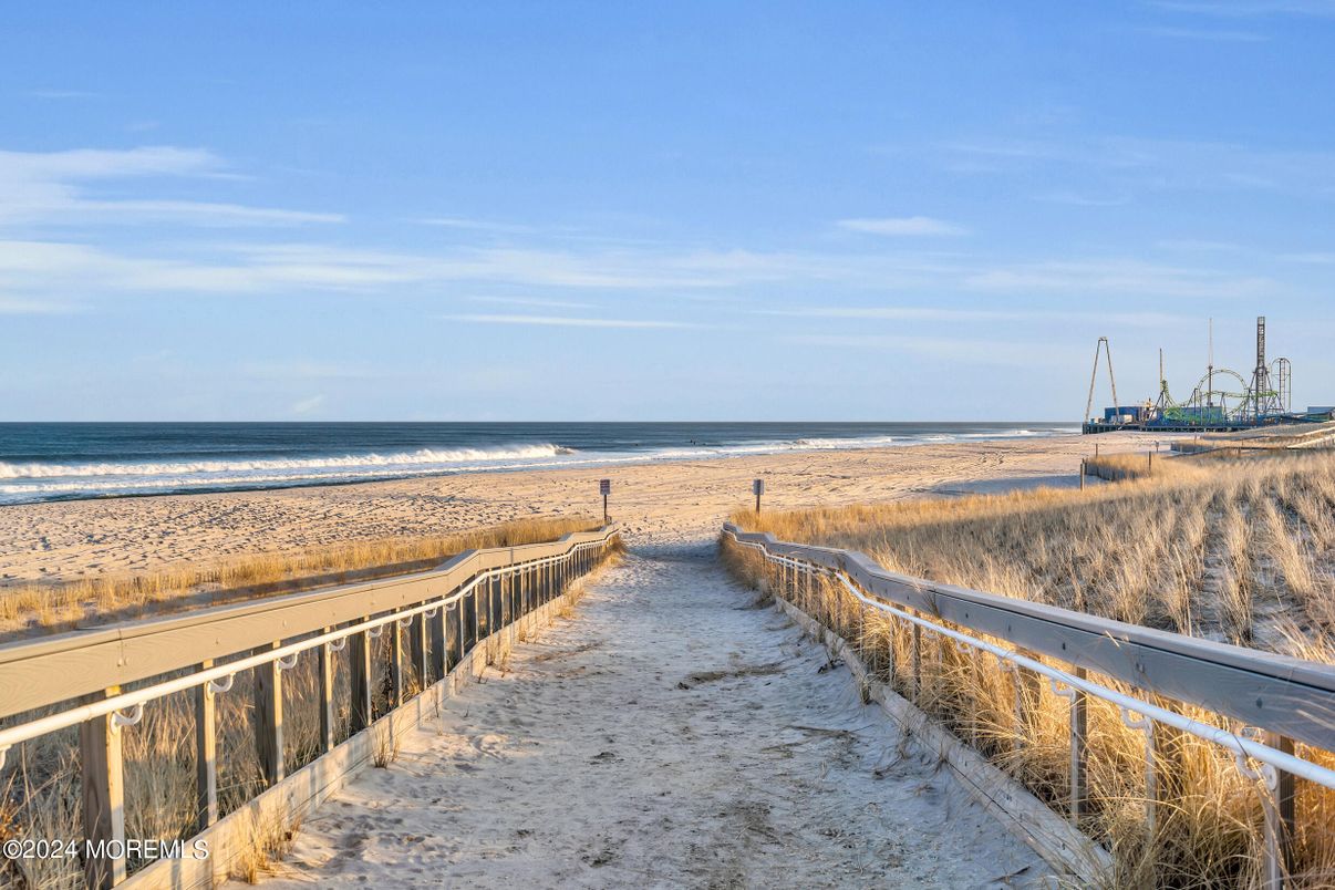 Exterior, Lake, Water