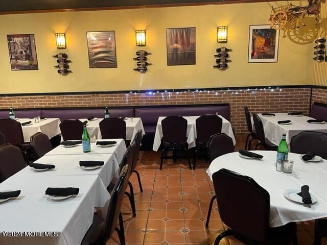 Dining room, Interior