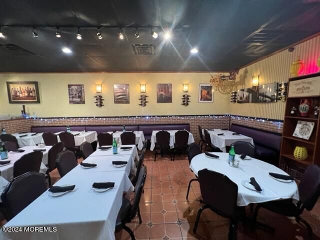 Dining room, Interior