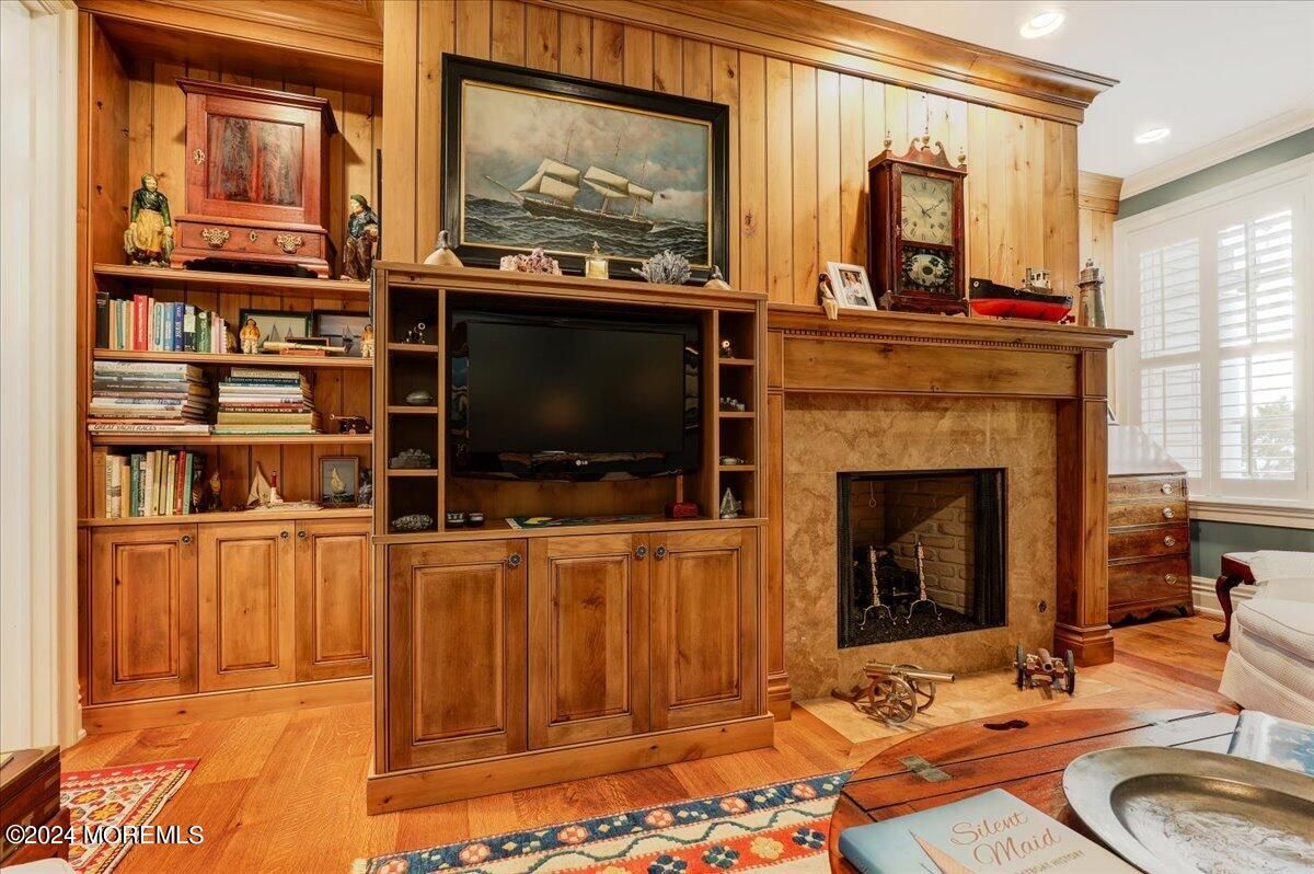 Fireplace, Interior, Recessed Lighting, Wood Texture Flooring, Wooden Walls