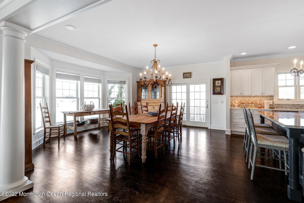 Chandelier, Dining room, Interior, Kitchen, Recessed Lighting, Wood Texture Flooring