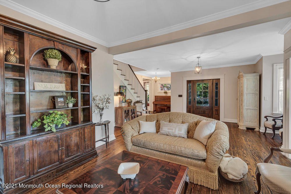 Chandelier, Interior, Living room, Wood Texture Flooring