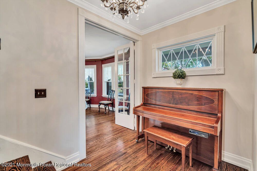 Chandelier, Interior, Piano, Wood Texture Flooring