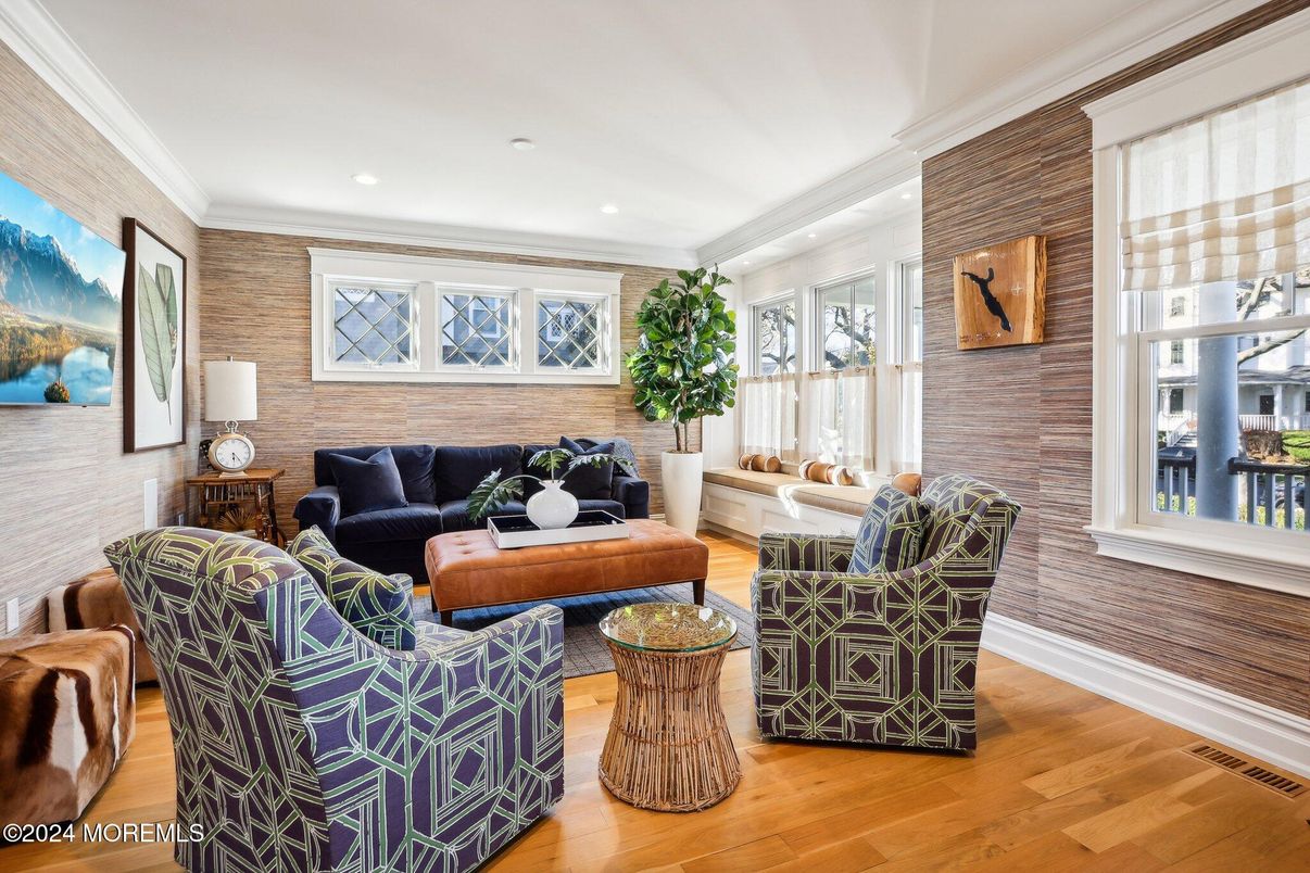 Interior, Living room, Recessed Lighting, Stone Walls, Wood Texture Flooring