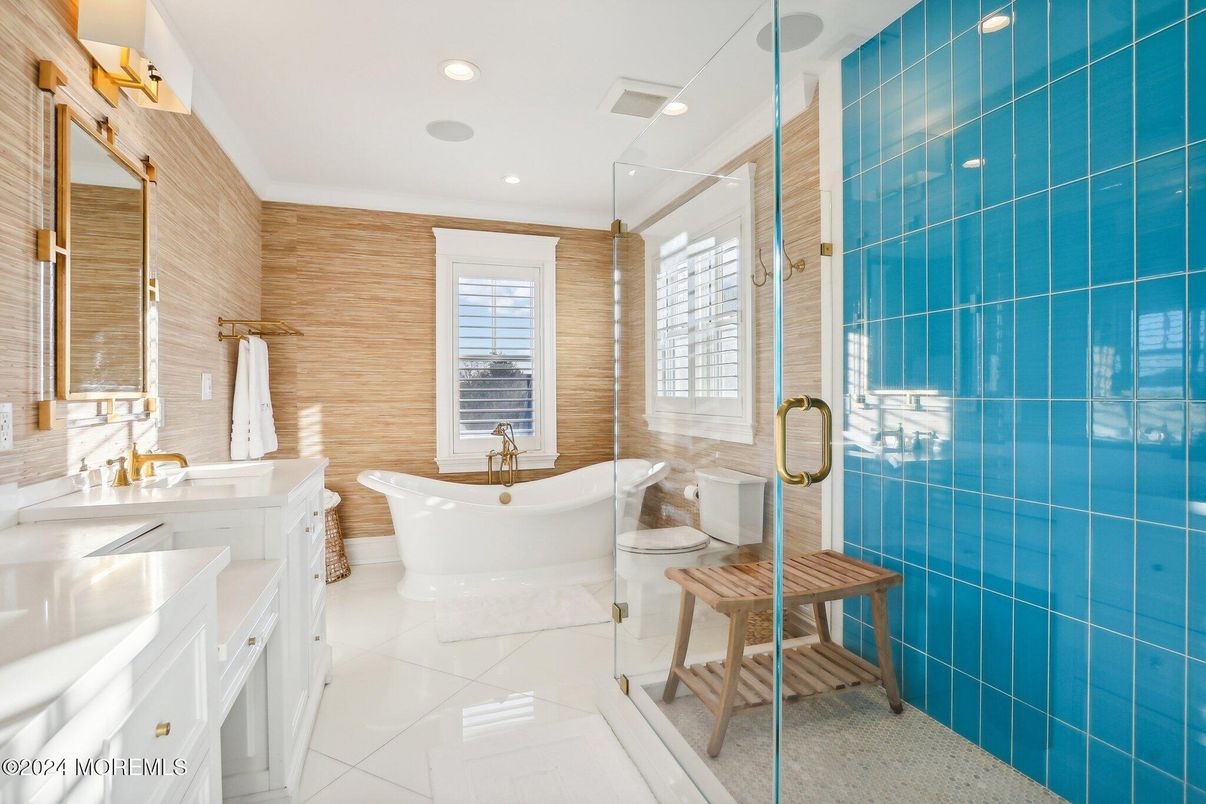 Bathroom, Free Standing Baths, Glass Shower, Interior, Recessed Lighting