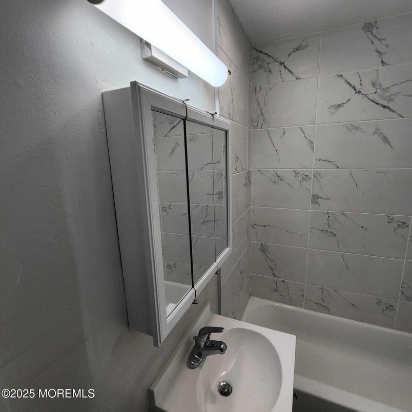 Bathroom, Interior, Marble Walls