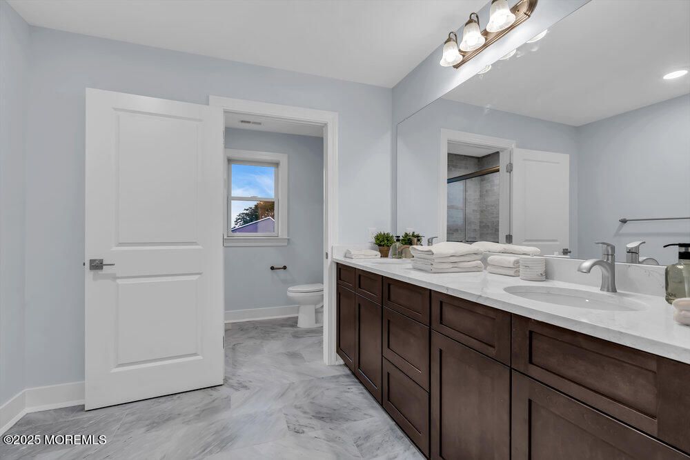 Bathroom, Dual Sink Vanities, Interior, Marble, Recessed Lighting