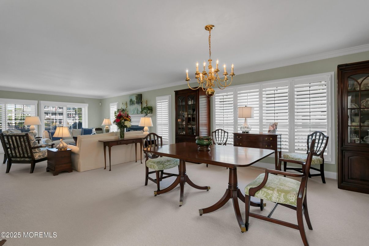 Chandelier, Dining room, Interior, Living room