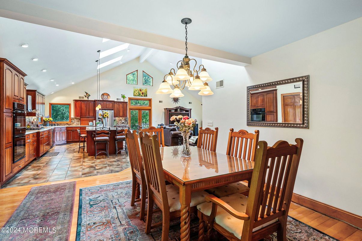 Chandelier, Dining room, Interior, Kitchen, Pendant Lights, Recessed Lighting, Wood Texture Flooring
