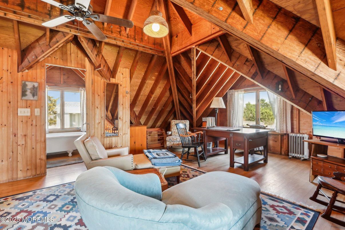 Home Office, Interior, Living room, Wooden Beams, Wooden Ceilings, Wood Texture Flooring, Wooden Walls