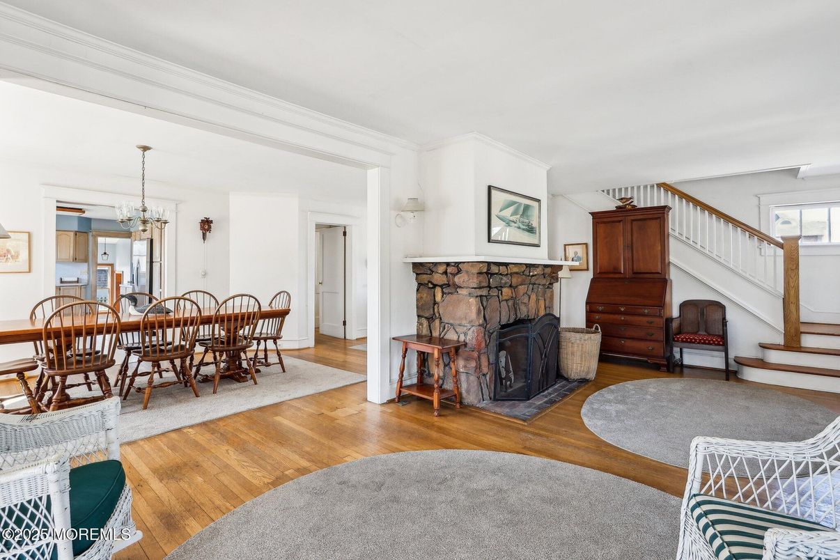 Chandelier, Dining room, Fireplace, Interior, Wood Texture Flooring