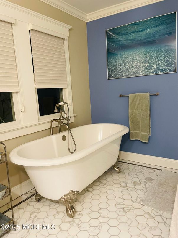 Bathroom, Free Standing Baths, Interior