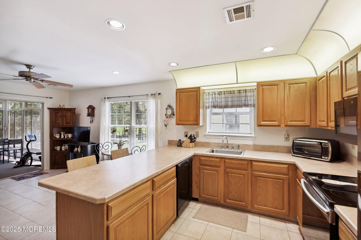 Interior, Kitchen, Recessed Lighting