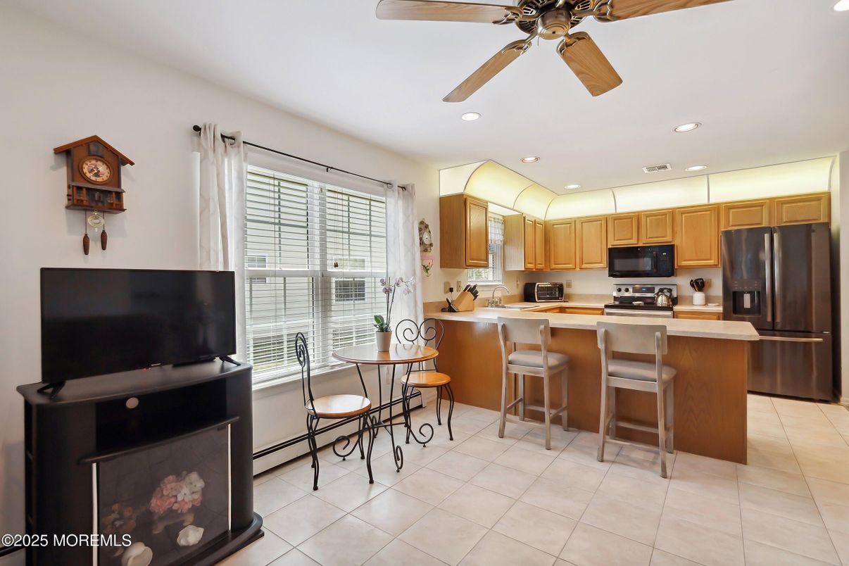 Interior, Kitchen, Recessed Lighting