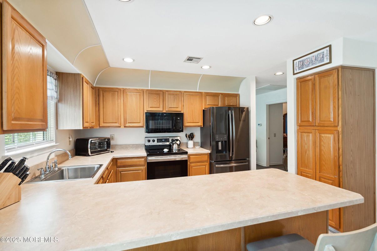 Interior, Kitchen, Recessed Lighting