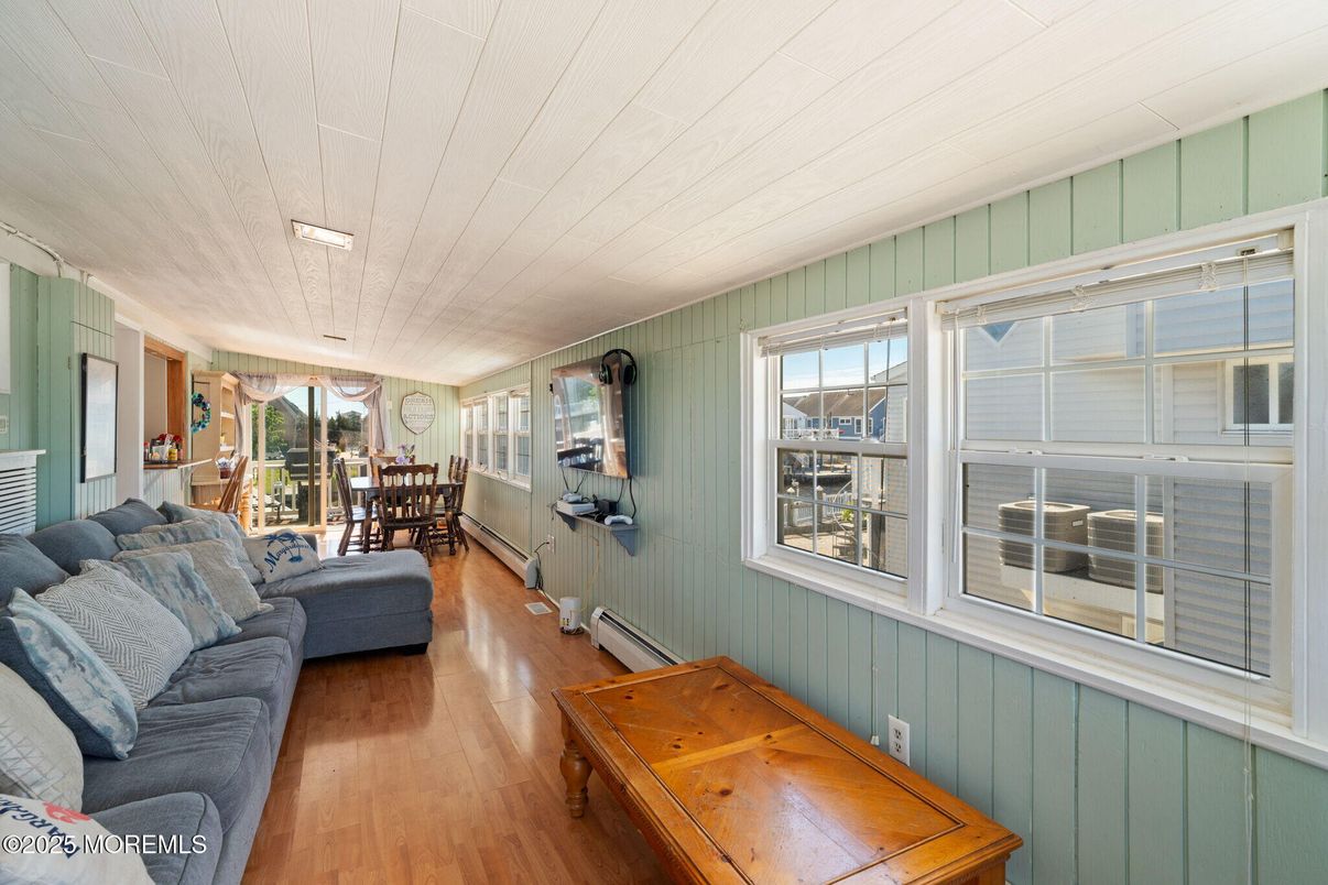 Dining room, Interior, Living room, Recessed Lighting, Wood Texture Flooring
