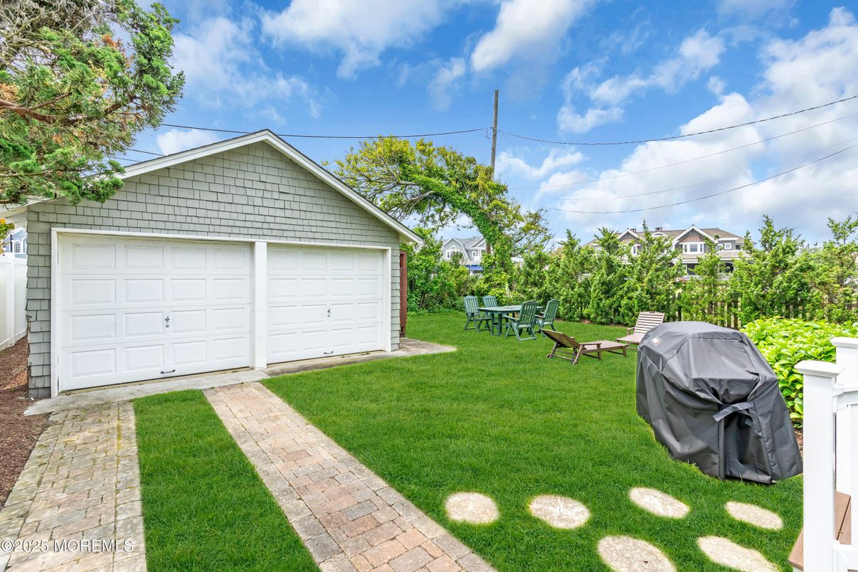 Backyard, Detached Garage, Exterior