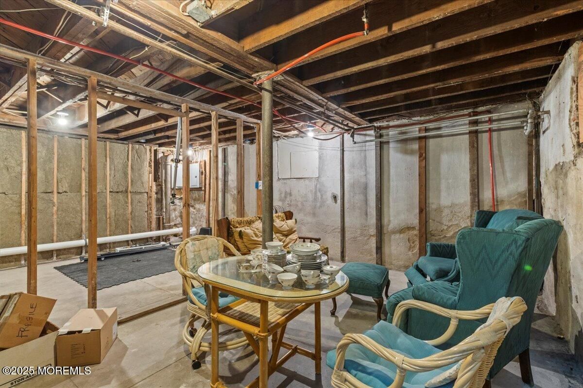 Interior, Wooden Beams