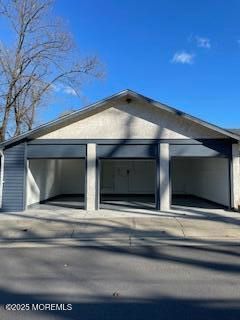 Attached, Exterior, Facade, Modern