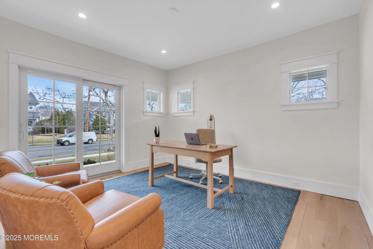 Home Office, Interior, Recessed Lighting, Wood Texture Flooring