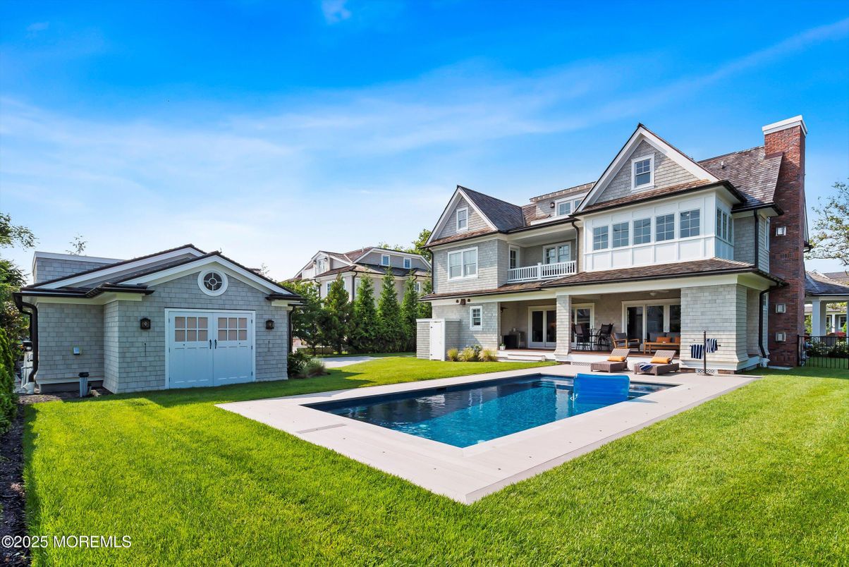 Backyard, Exterior, Pool