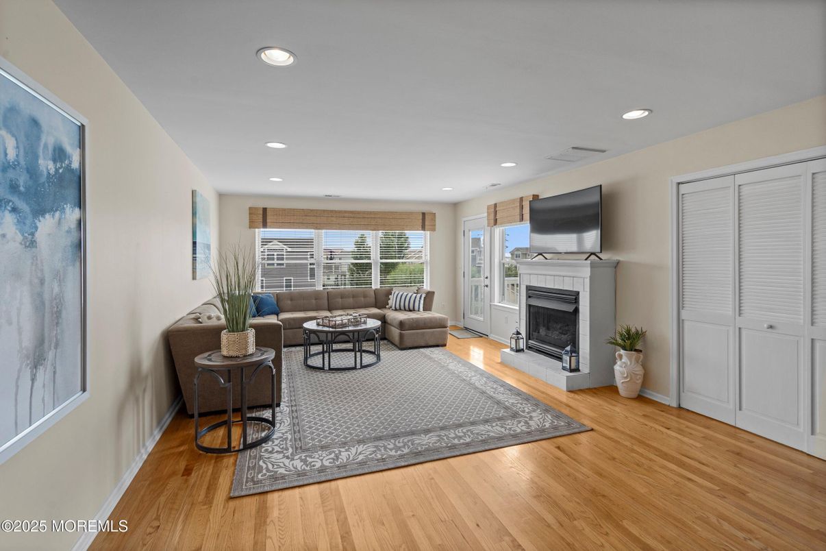 Fireplace, Interior, Living room, Recessed Lighting, Wood Texture Flooring