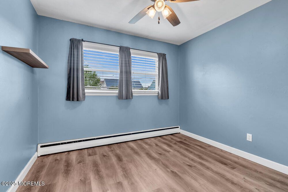 Empty room, Interior, Water, Wood Texture Flooring