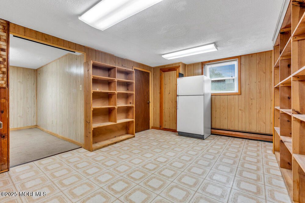 Interior, Washer, Wooden Walls