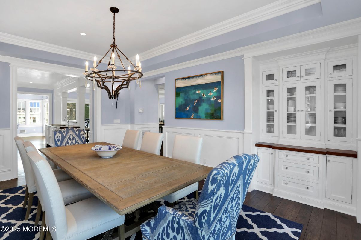 Chandelier, Dining room, Interior, Pendant Lights, Recessed Lighting, Wood Texture Flooring
