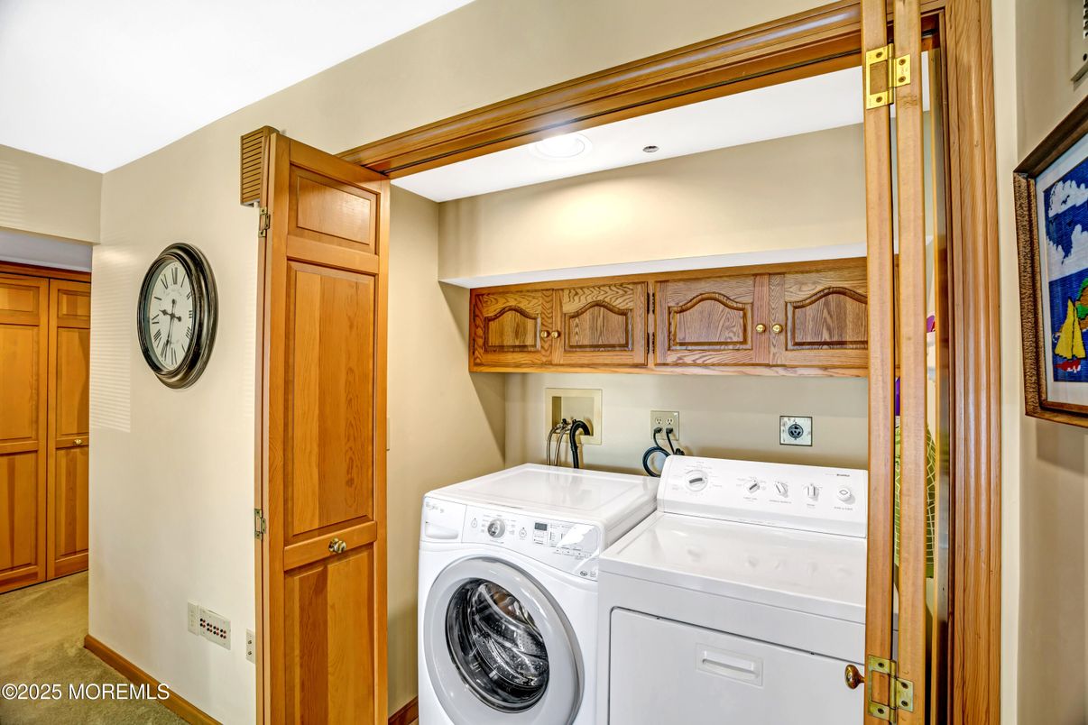 Interior, Recessed Lighting, Utility Closets, Washer