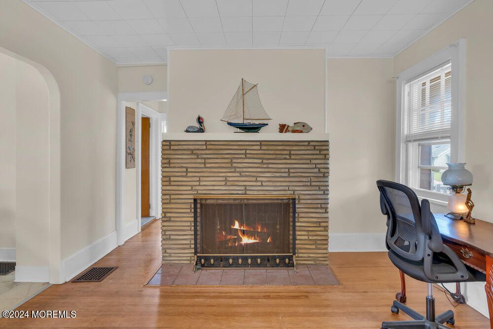 Fireplace, Home Office, Interior, Wood Texture Flooring