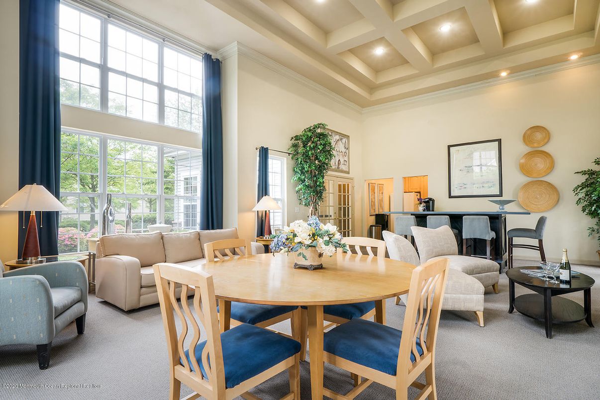 Dining room, Interior, Living room, Recessed Lighting