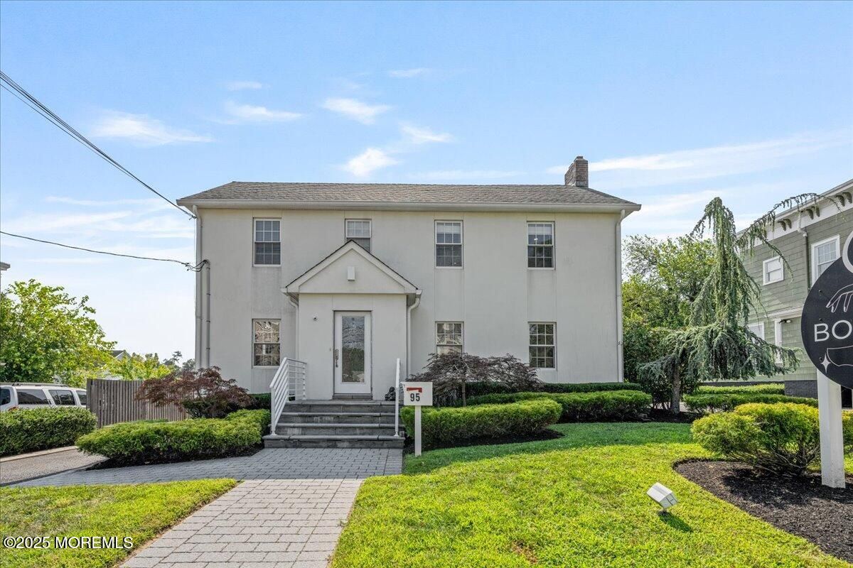 Backyard, Exterior, Facade, Georgian