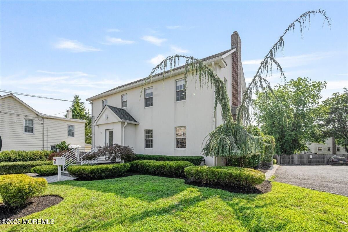 Backyard, Exterior, Facade, French Provincial