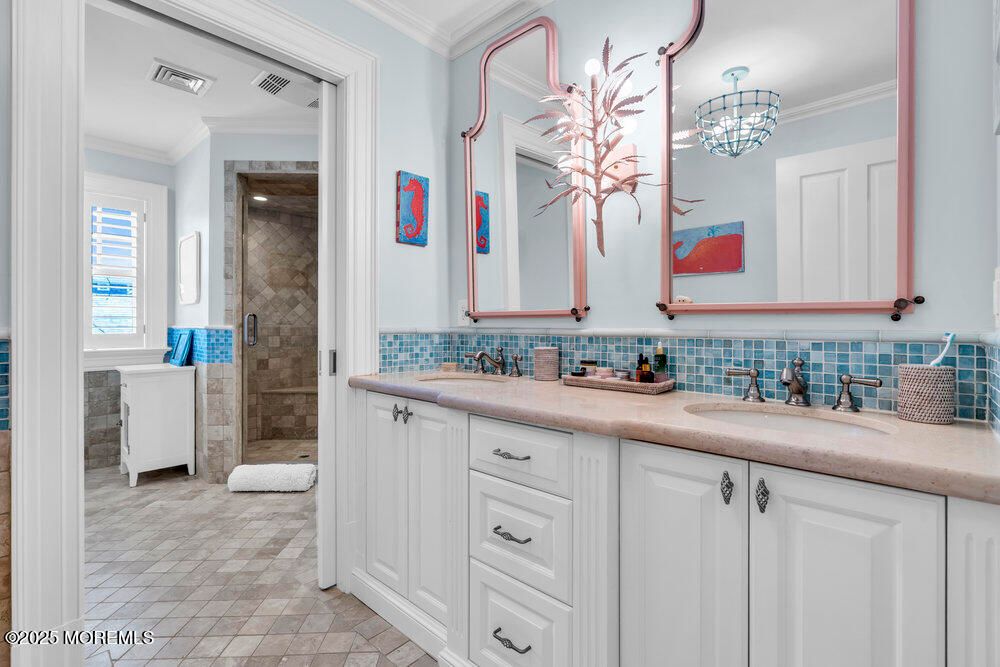 Bathroom, Chandelier, Dual Sink Vanities, Glass Shower, Interior