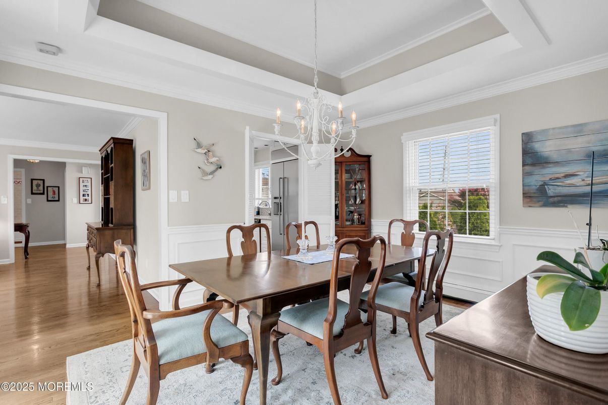 Chandelier, Dining room, Interior, Wood Texture Flooring