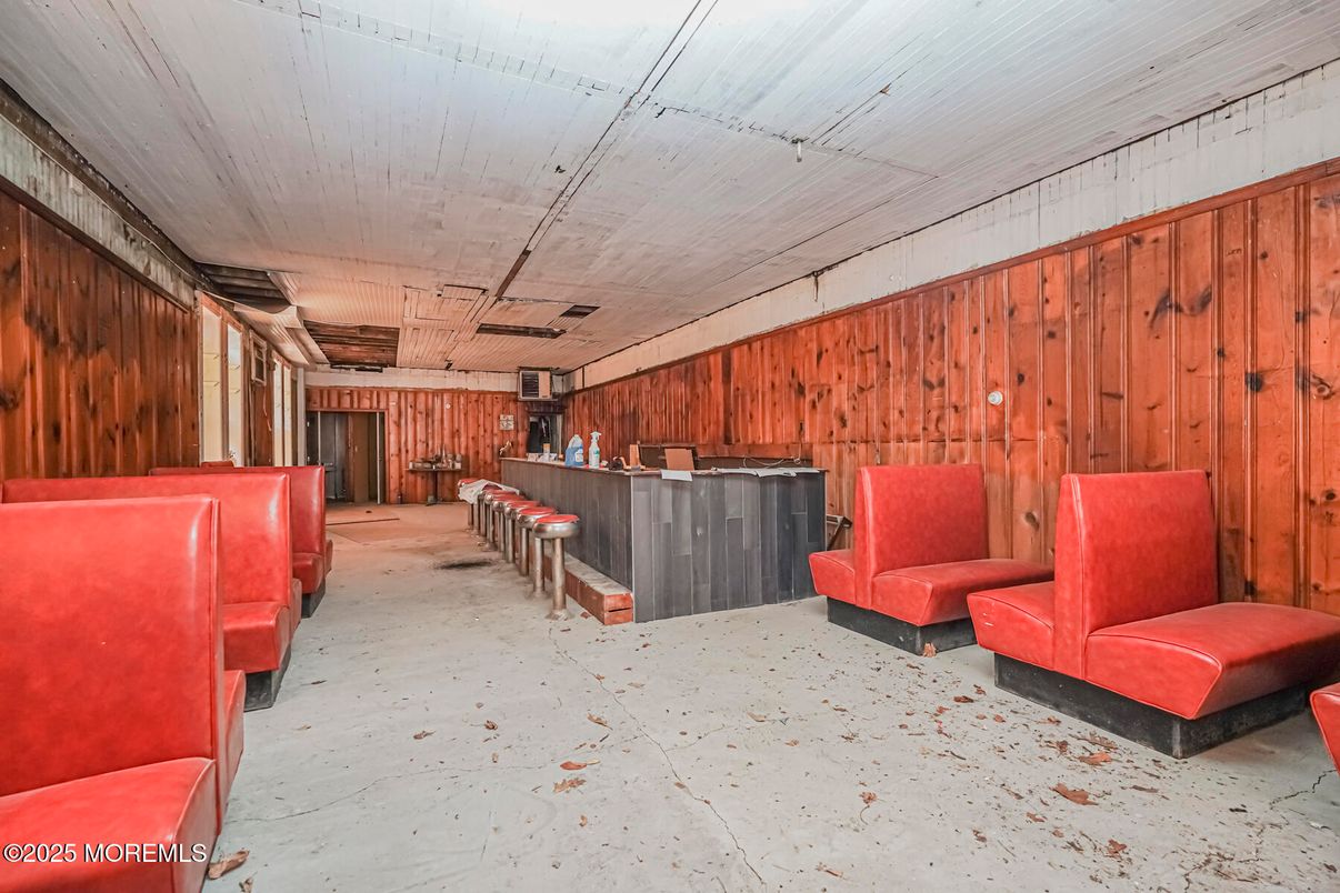 Interior, Wooden Walls